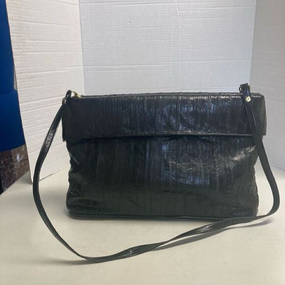 LUV. U.S.A.Women’s Genuine Eel Skin Crossbody Handbag 9.5X3.5X14 Black - Picture 8 of 12